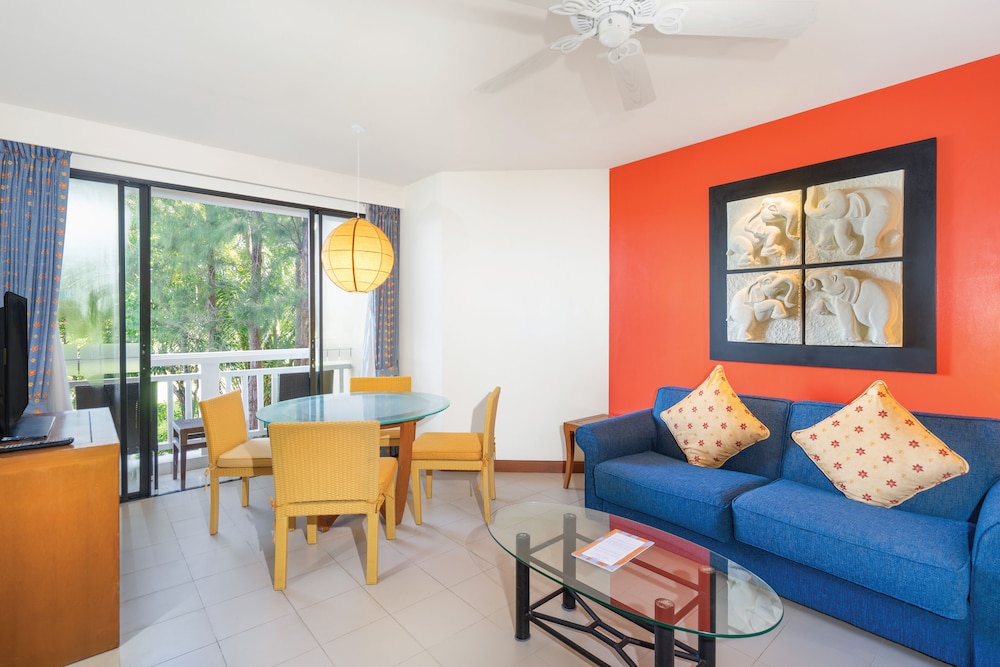 HOMM Suites Laguna – a brand of Banyan Group 36/50