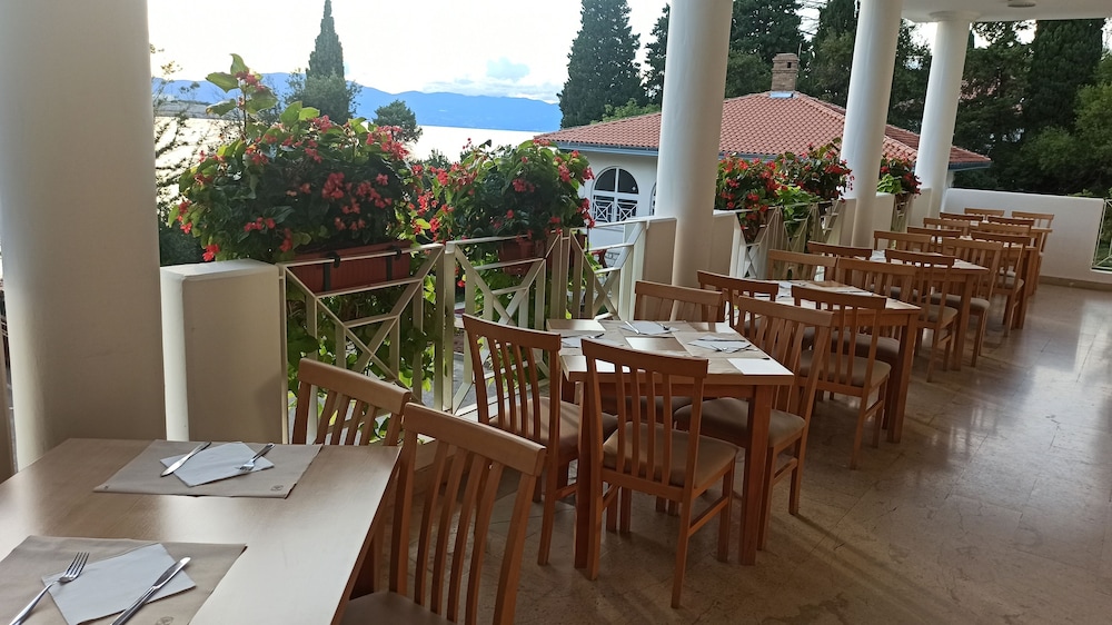 DELFIN HOTEL 14/22