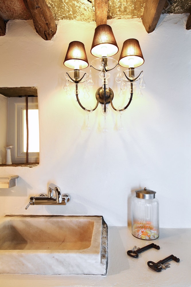 Tinos E Houses 13/50