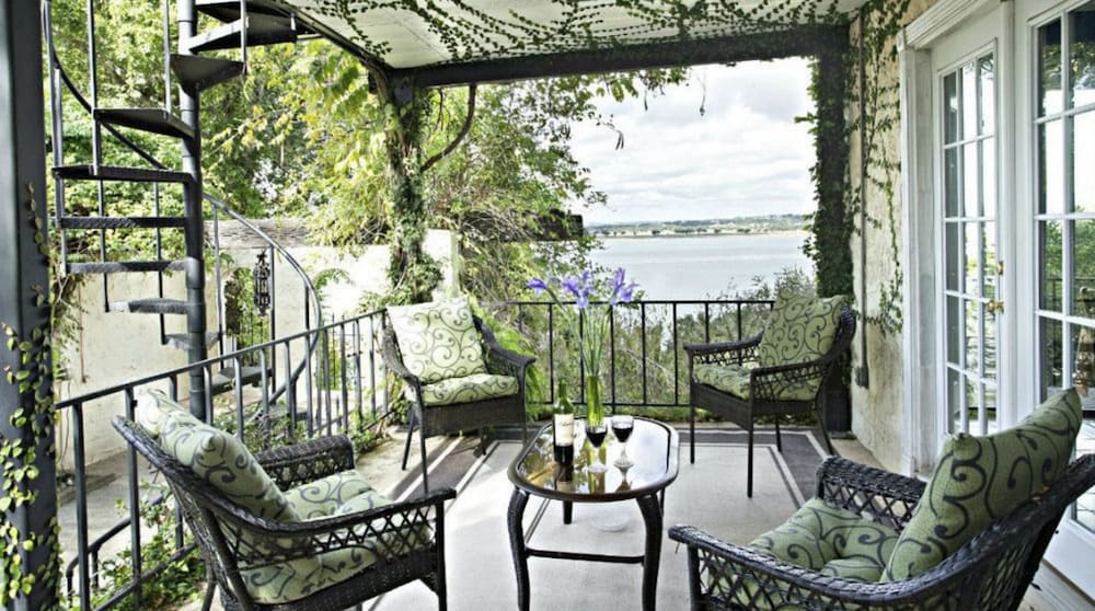 The Lakehouse Bed & Breakfast 21/46