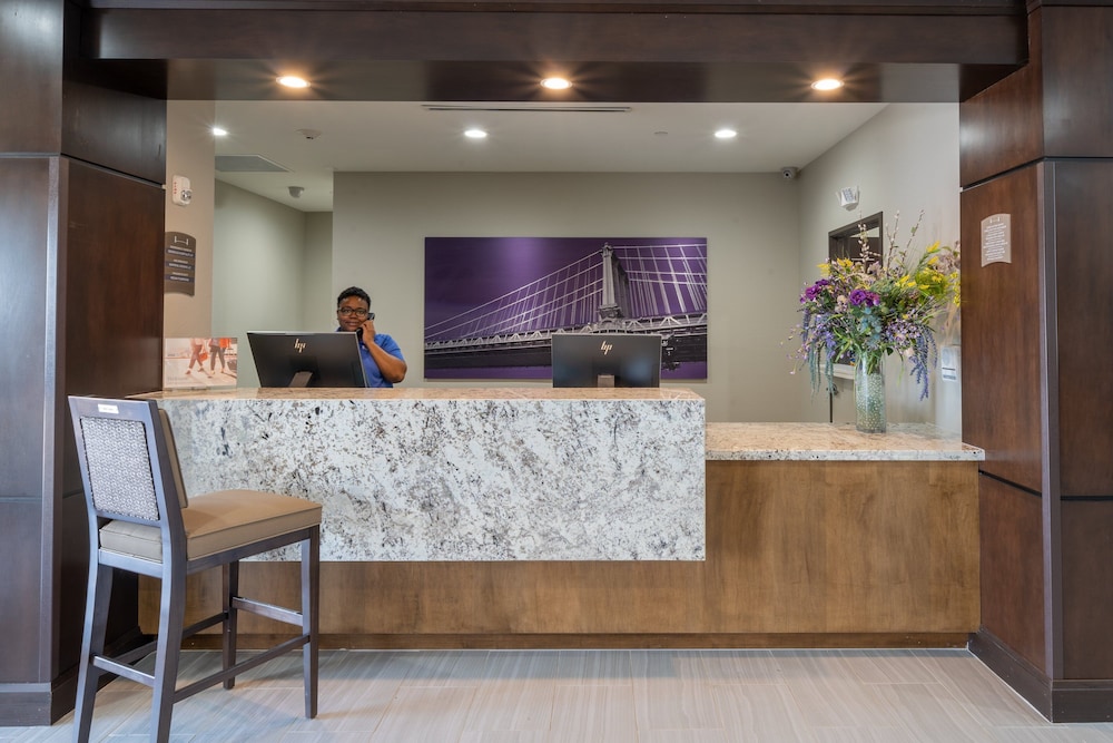 Staybridge Suites Houston East - Baytown 2/76