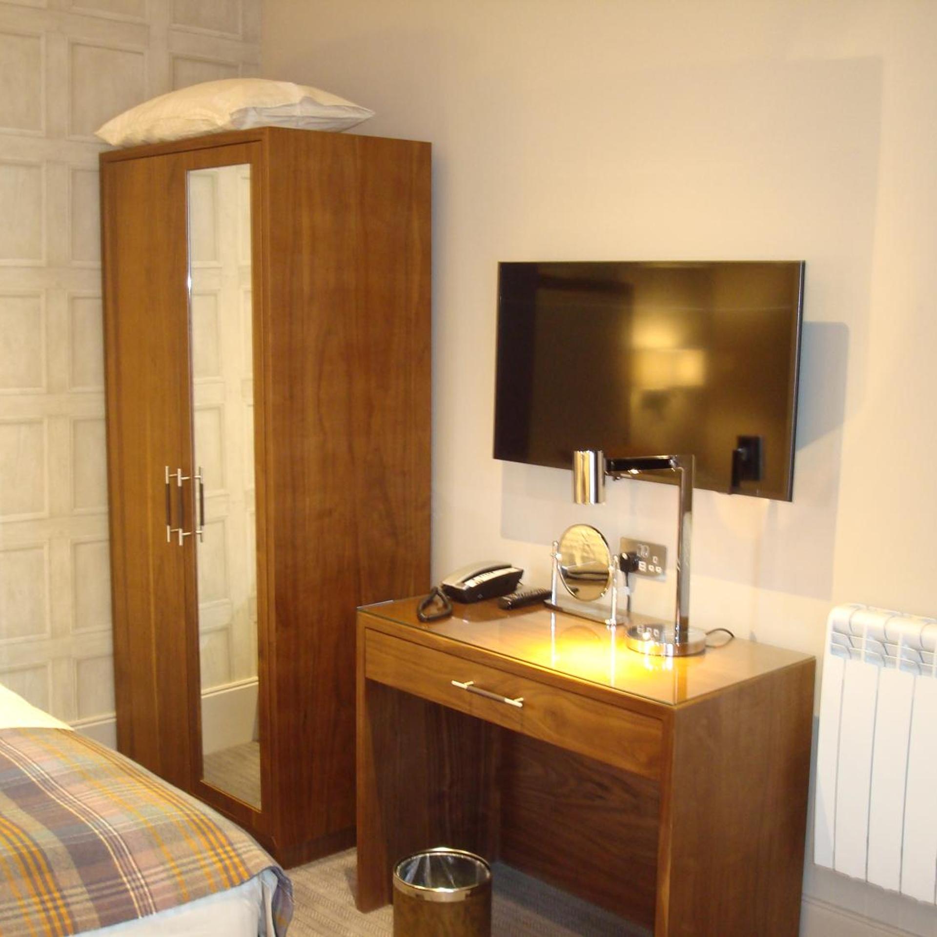 Cruachan Hotel 7/55