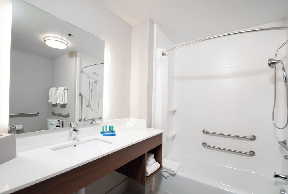 Holiday Inn Express Quantico - Stafford 46/50