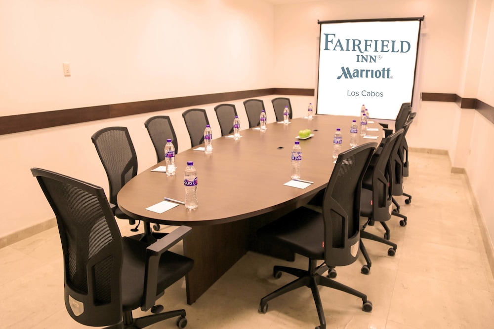 Fairfield Inn By Marriott Los Cabos 40/48