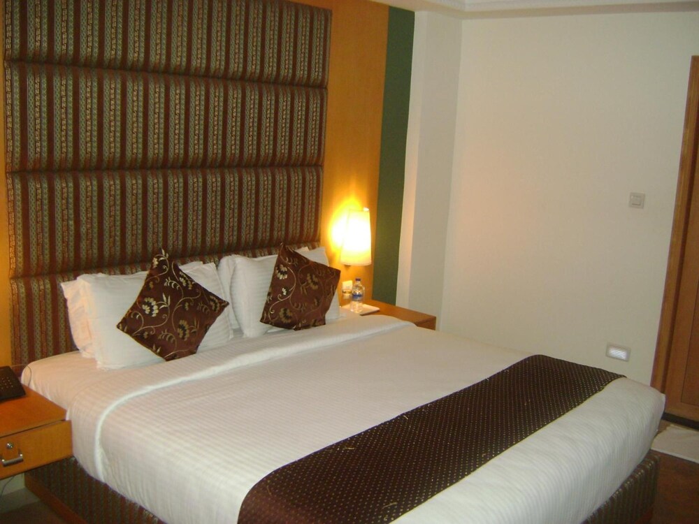 THE CLASSIK FORT HOTEL 9/42