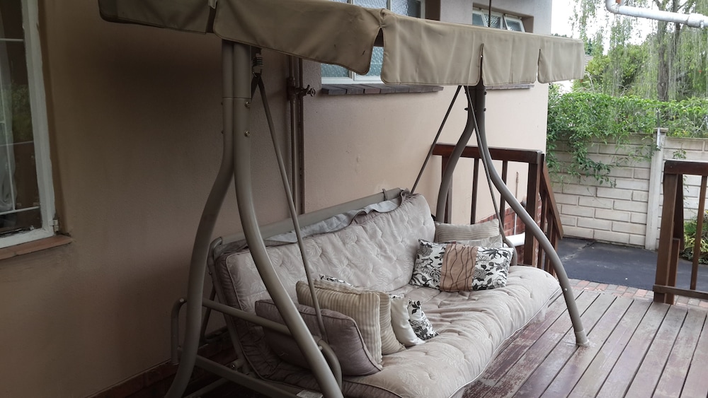 Matt's Rest B&B And Self Catering 12/50