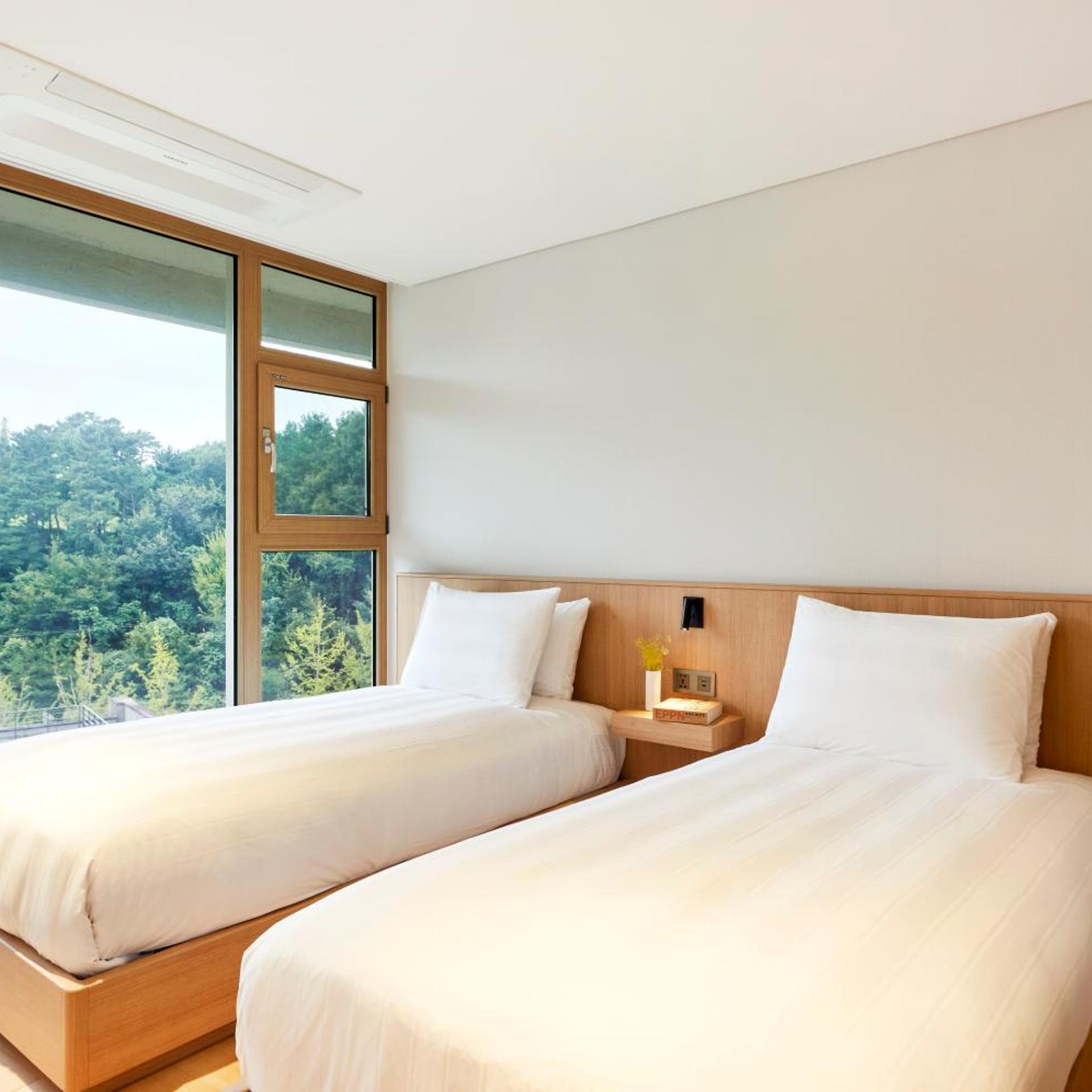 Condo, Suite, Twin Beds