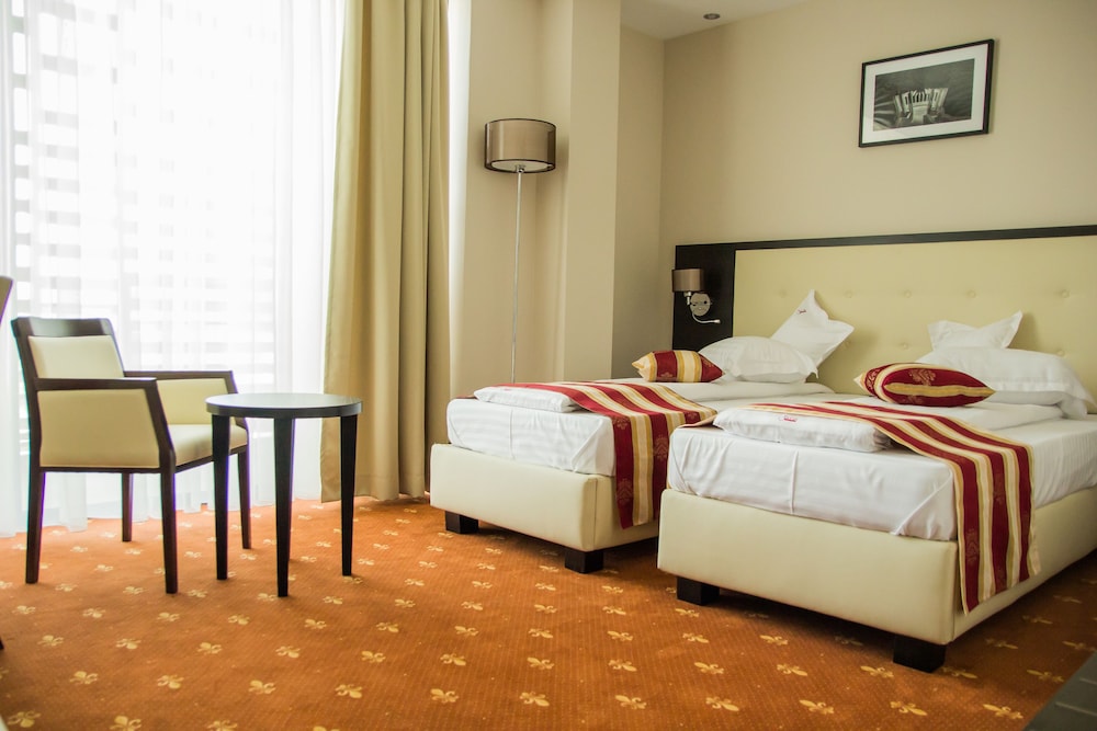 Hotel Salis & Medical Spa 10/28