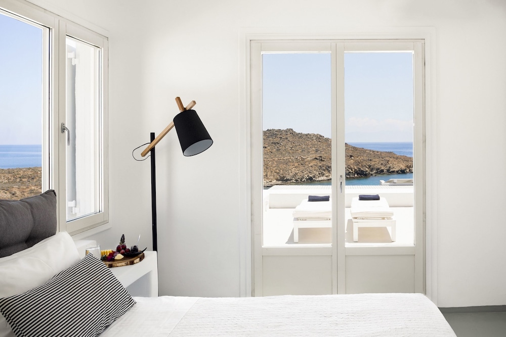 Casa del Mar Mykonos Seaside Resort 57/78