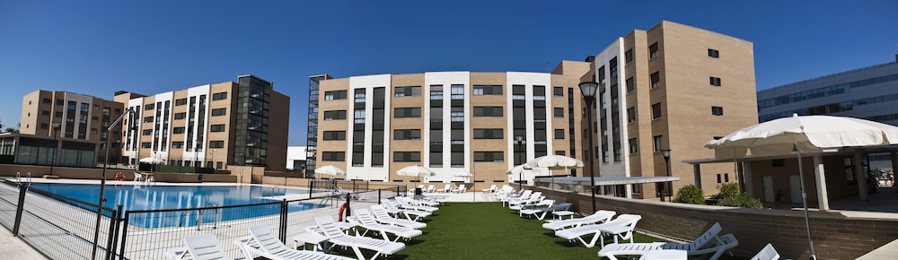 Compostela Suites 64/66