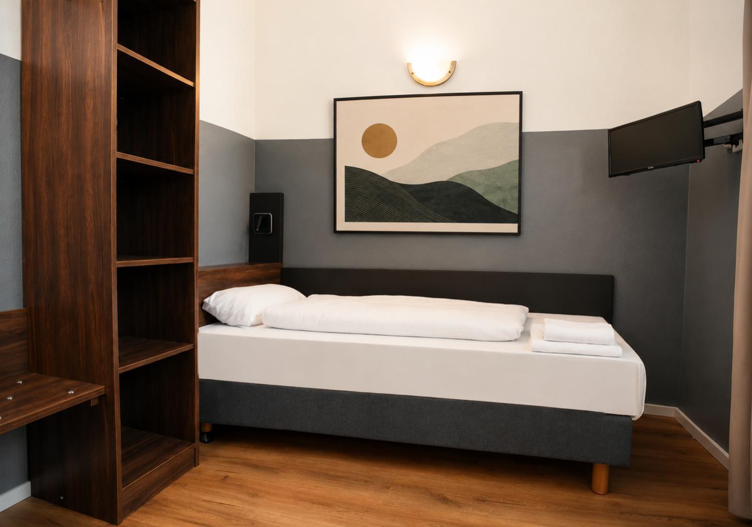 Apadana Hotel 13/50