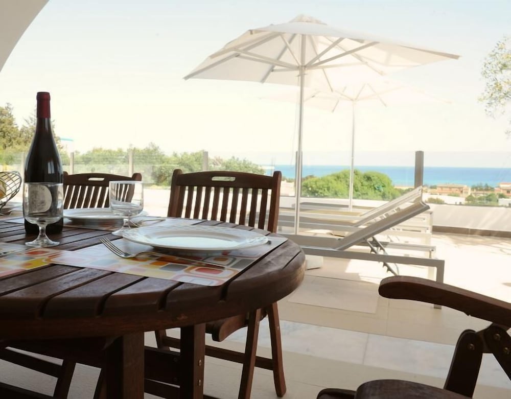GENNADI AEGEAN HORIZON VILLAS 26/39