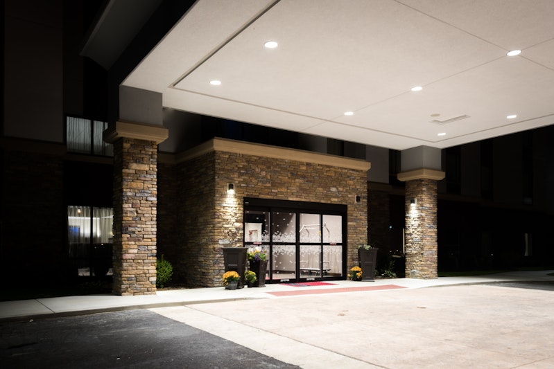 Hampton Inn and Suites Hammond 30/33