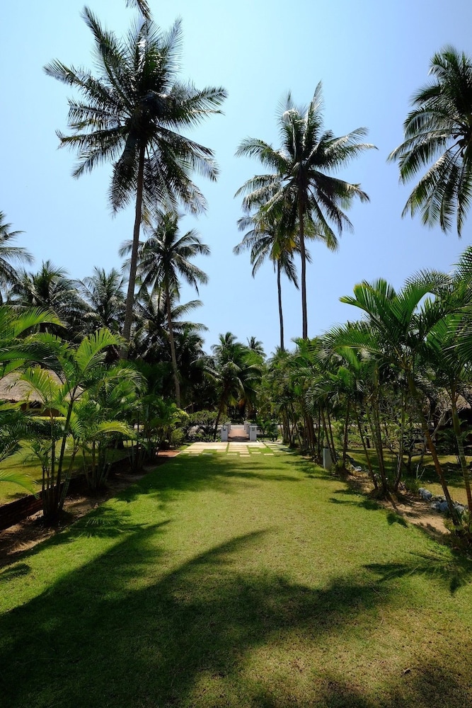 Suan Ban Krut Beach Resort 61/66