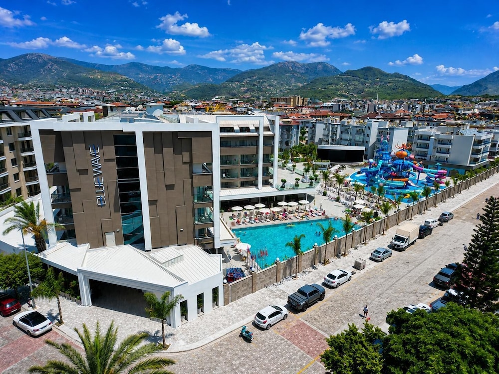 Blue Wave Suite Hotel - All Inclusive 4/49