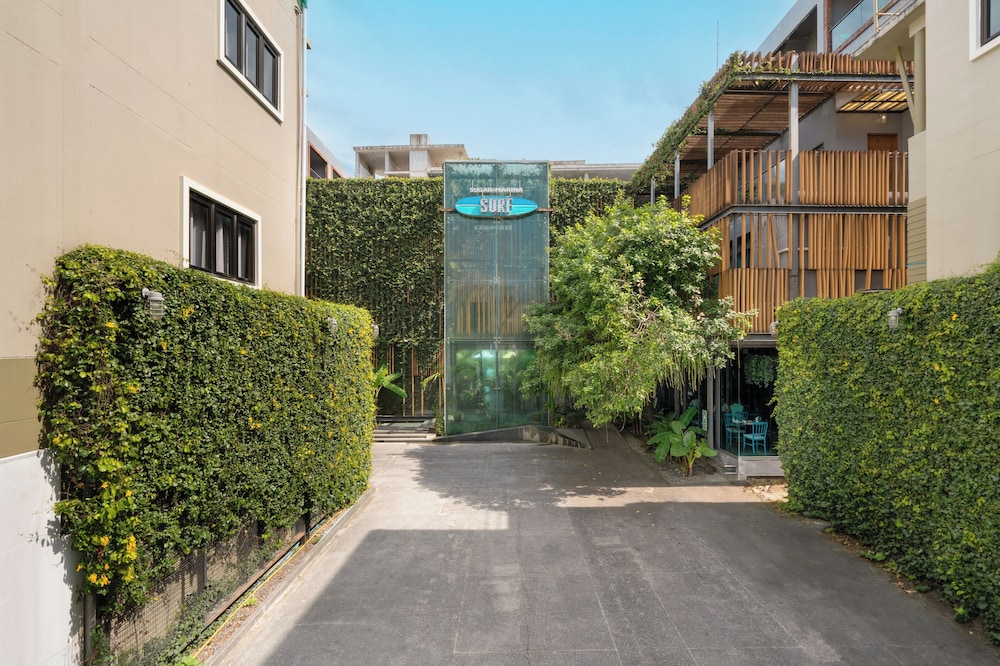 Sugar Marina Resort Surf 37/41