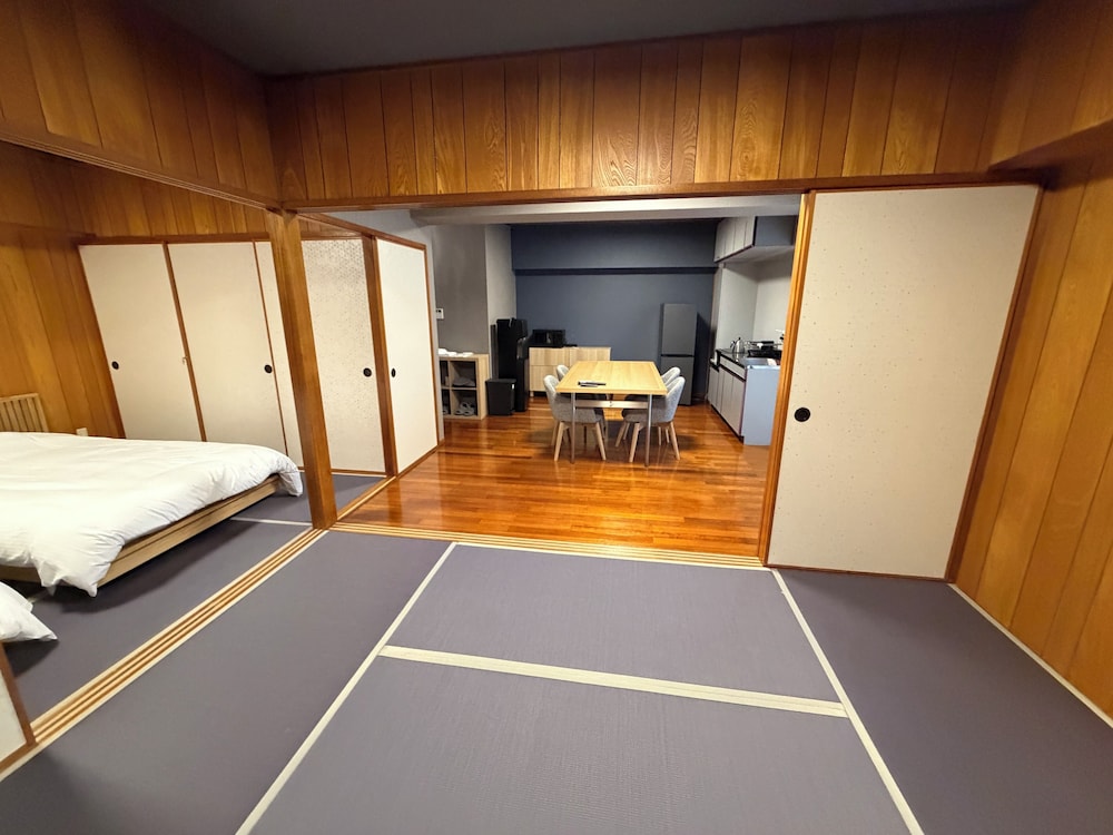 Kokusai Towns Inn 17/72