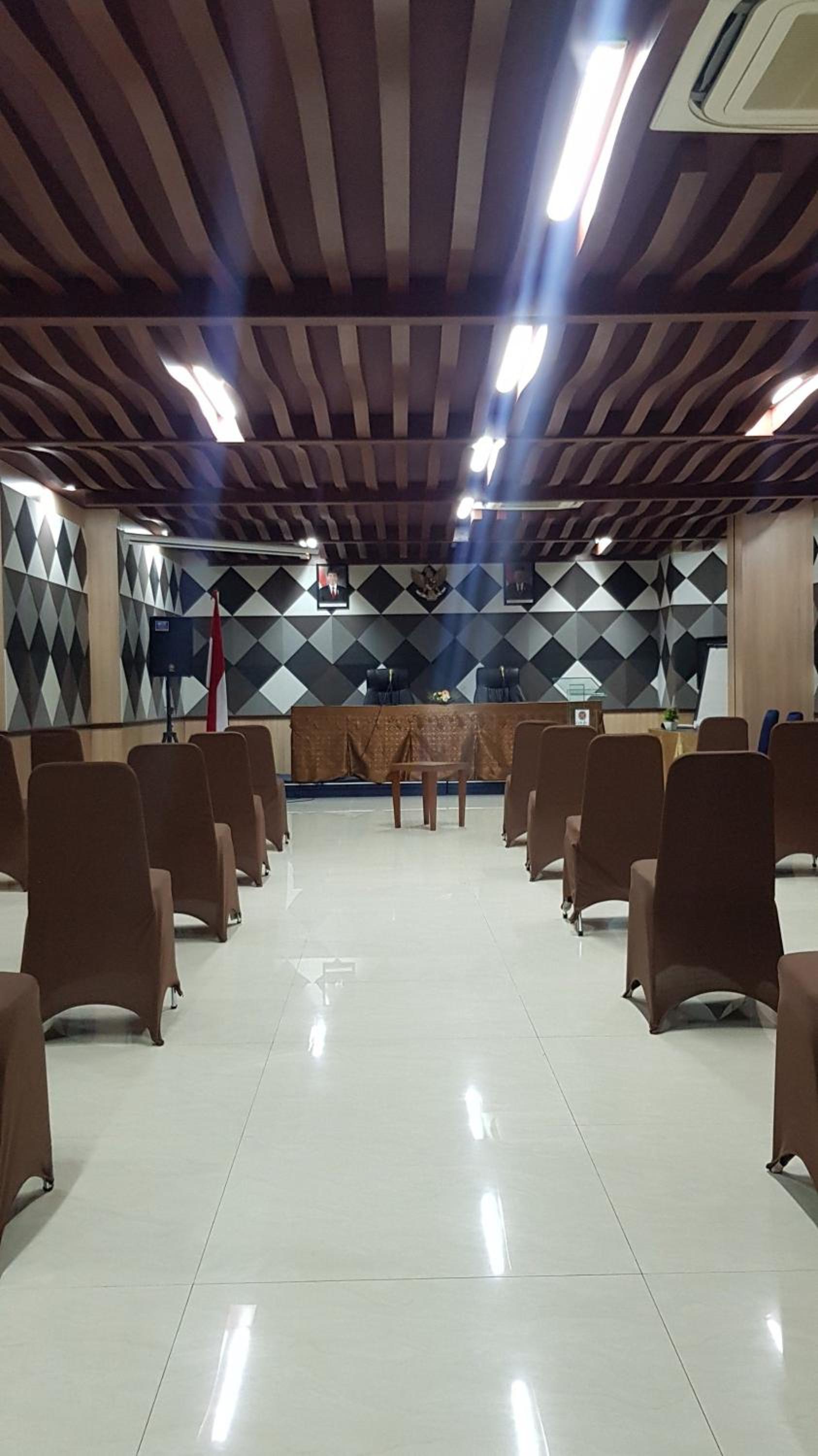 Kawana Hotel (Formerly The Aliga Padang) 37/42
