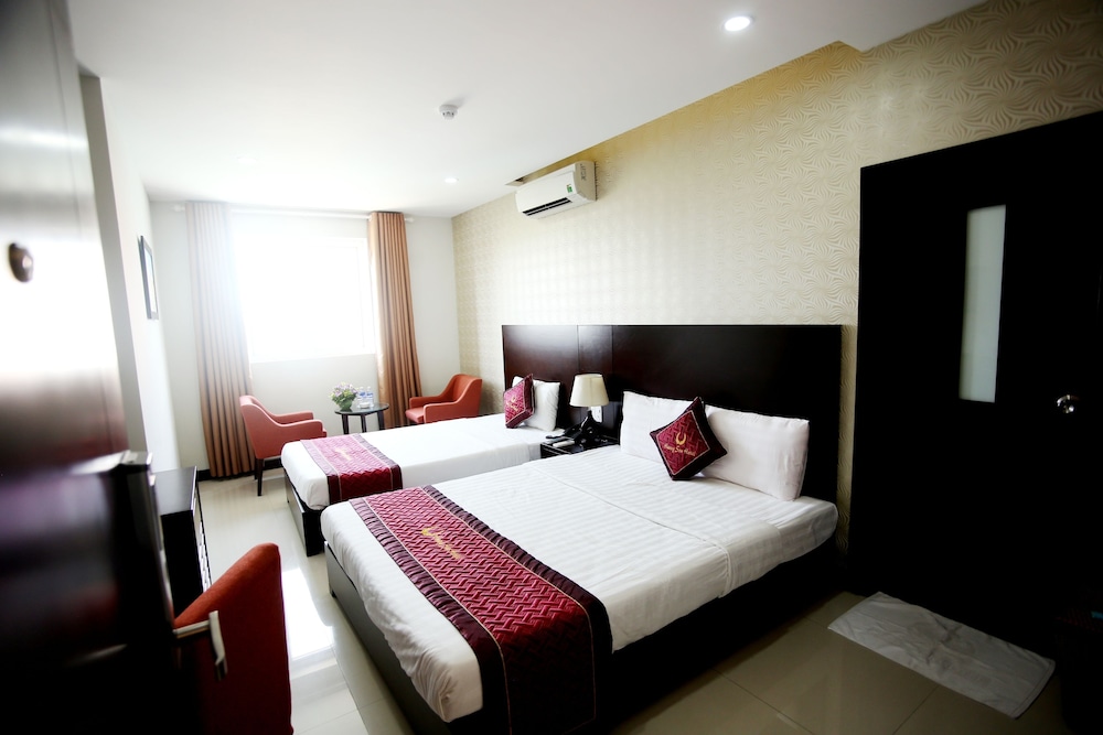 Huong Son Hotel 21/54