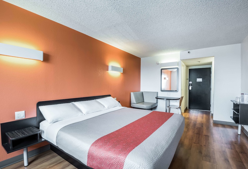 Motel6 Los Angeles, CA - Los Angeles - LAX 30/59