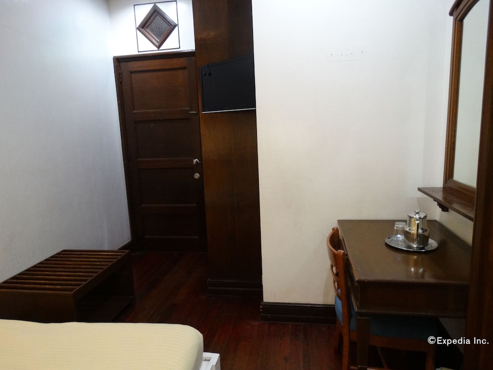 Malate Pensionne 28/70