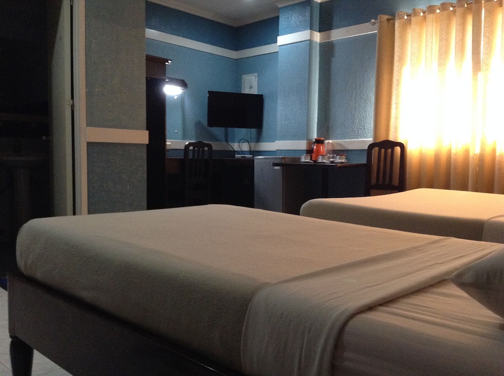 Miami Inn 8/36