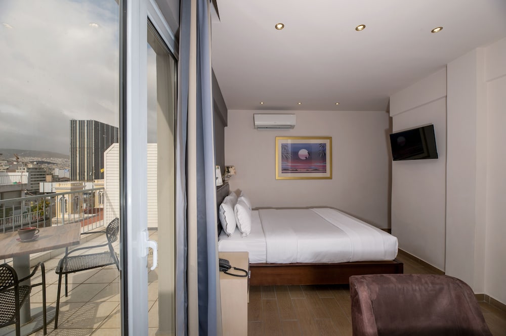 Piraeus City Hotel 23/63