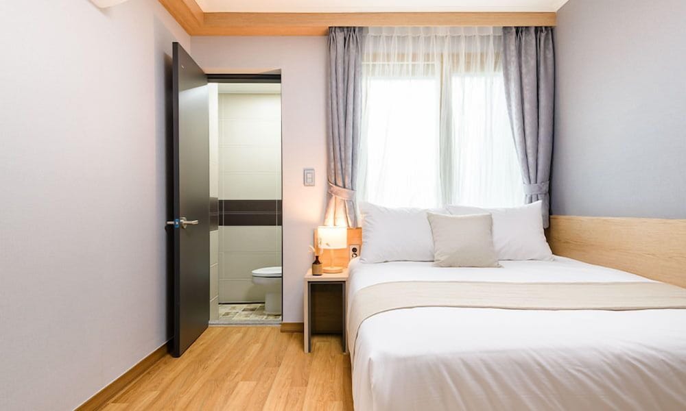 Deluxe, Futon Bed, 27 Pyeong, Accessible