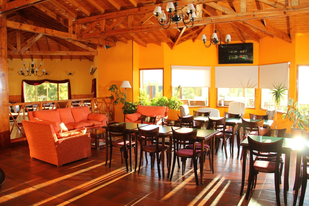 HOTEL PICOS DEL SUR 43/58