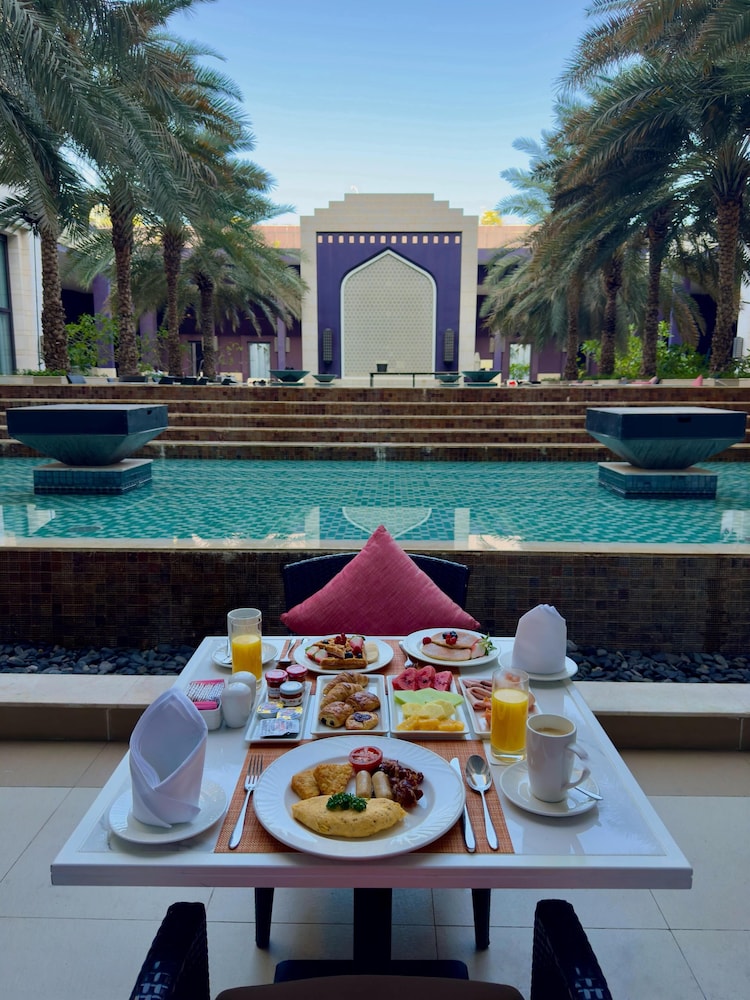 Radisson Collection Muscat, Hormuz Grand 51/70