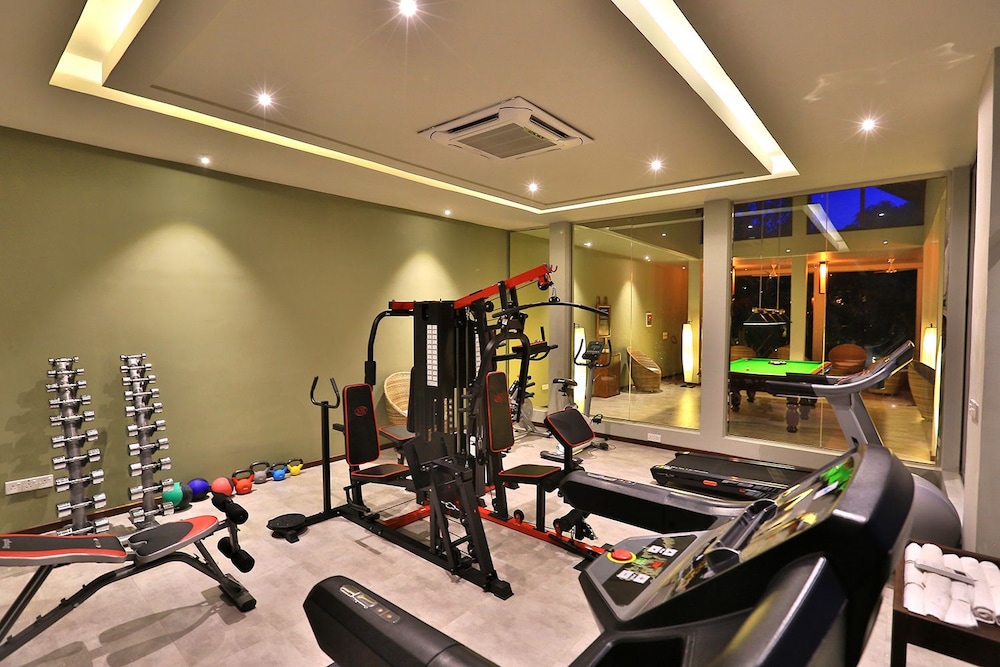 Chaarya Resort Spa By Chandrika 30/60