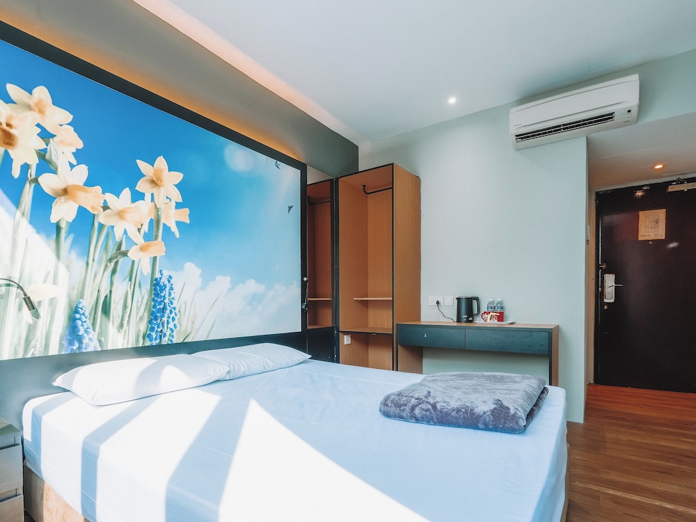 REGIN HOTEL 29/56