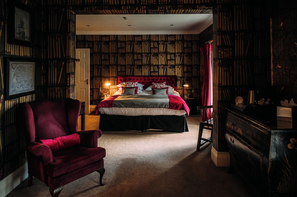 Mitton Hall 28/50