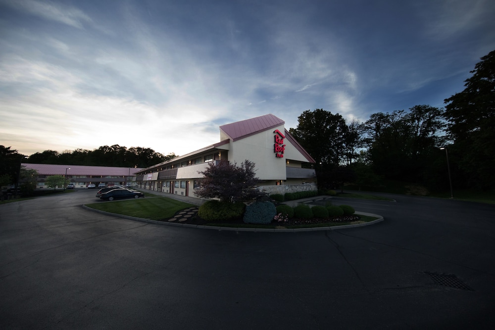 Red Roof Inn Cincinnati Northeast - Blue Ash 27/28