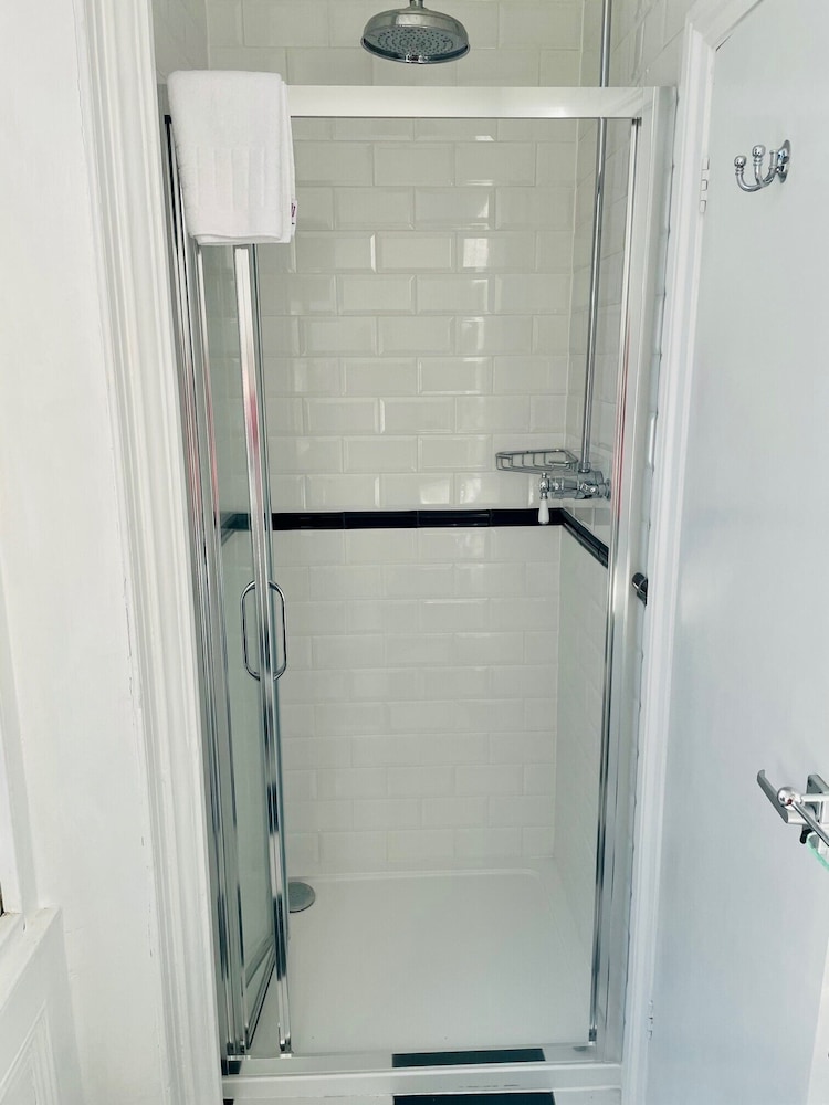 The Ebury Hotel 23/46