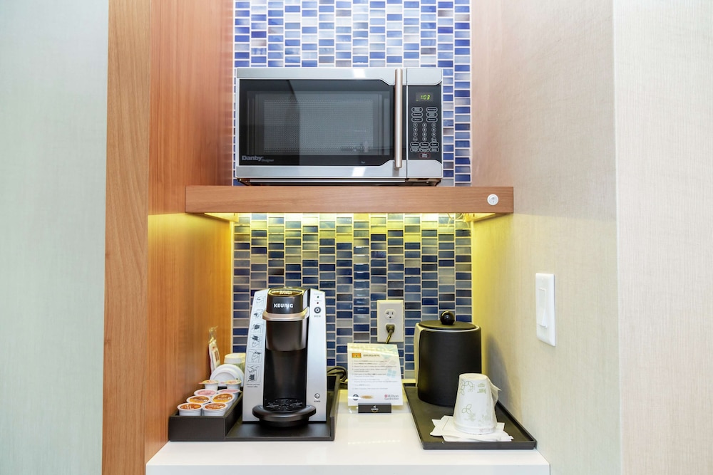 Hilton Garden Inn Tampa-Wesley Chapel 55/59