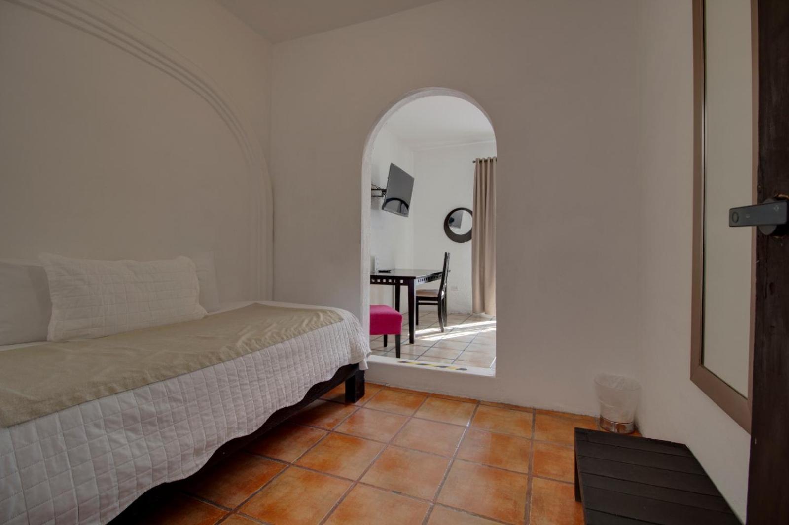 Hostal Punto 79 4/50