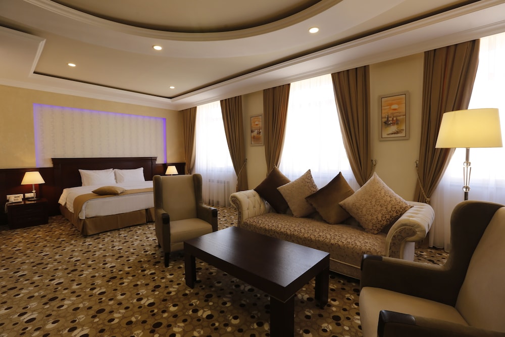 Central Hotel Yerevan 56/71