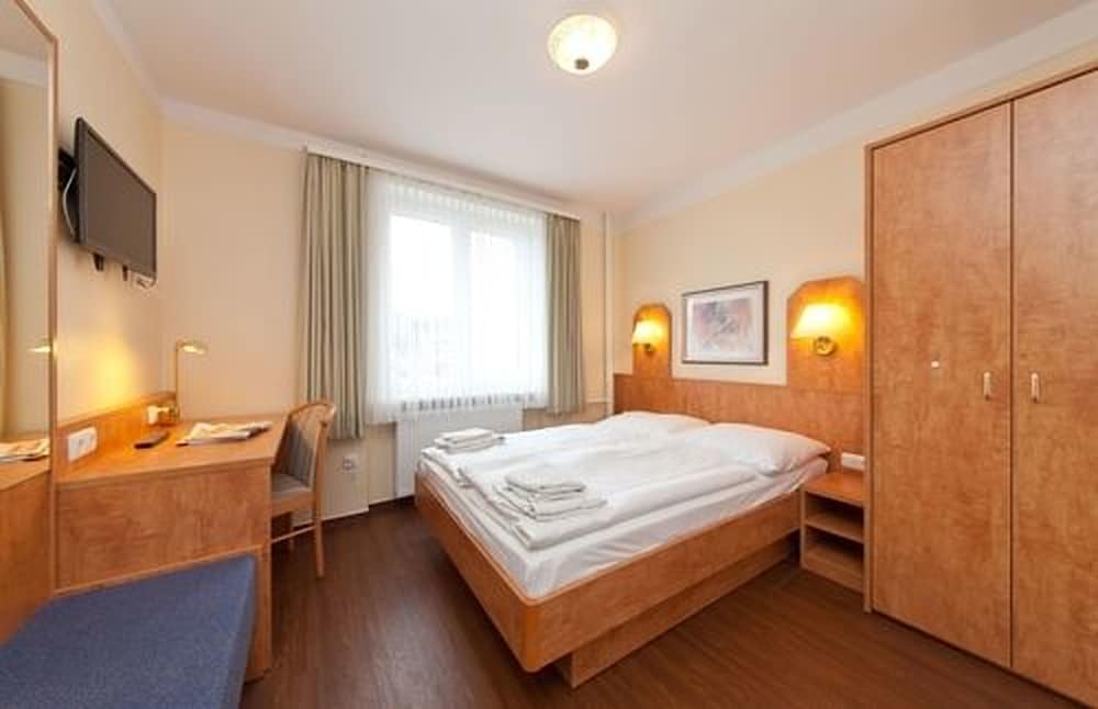 Hotel Wikinger Hof Hamburg 12/30