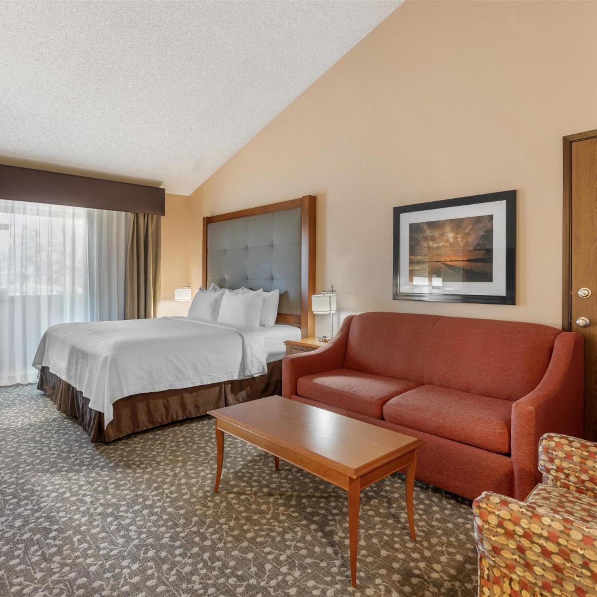 غرفة ديلوكس بسرير كينج، Best Western Plus Oak Harbor Hotel & Conference Center 3/5