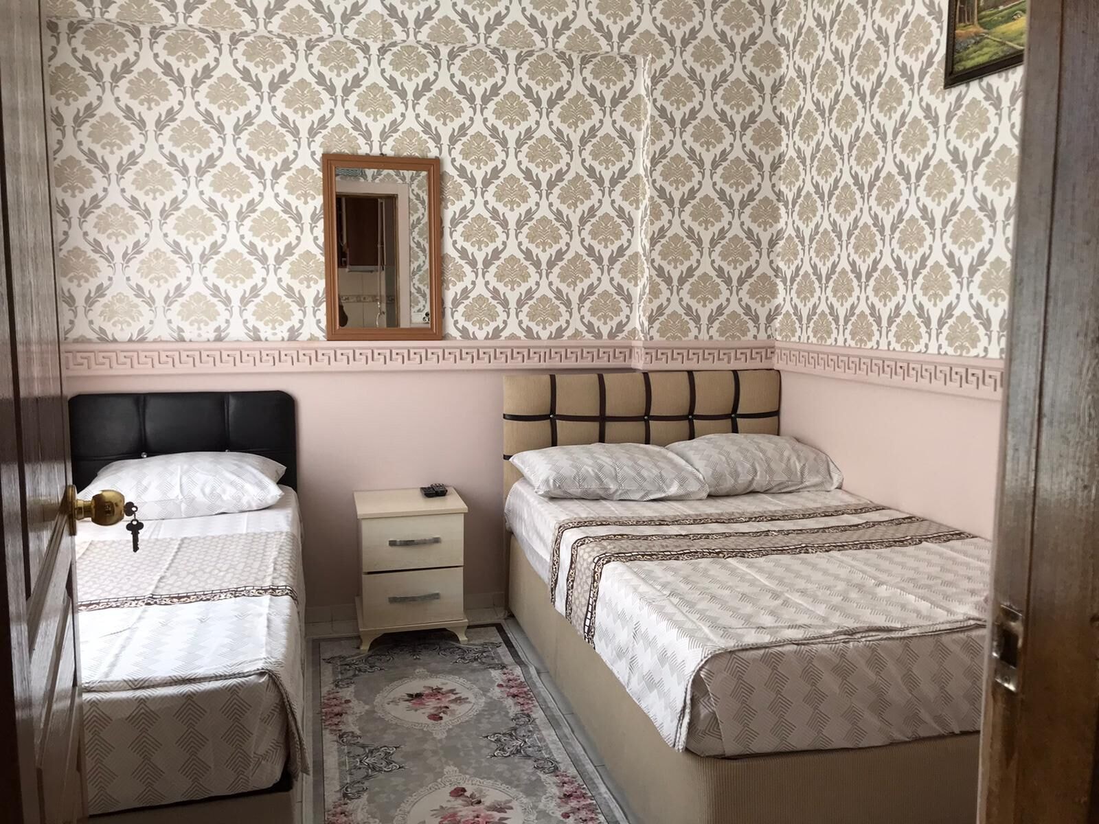 STANDARD, TWIN BEDS