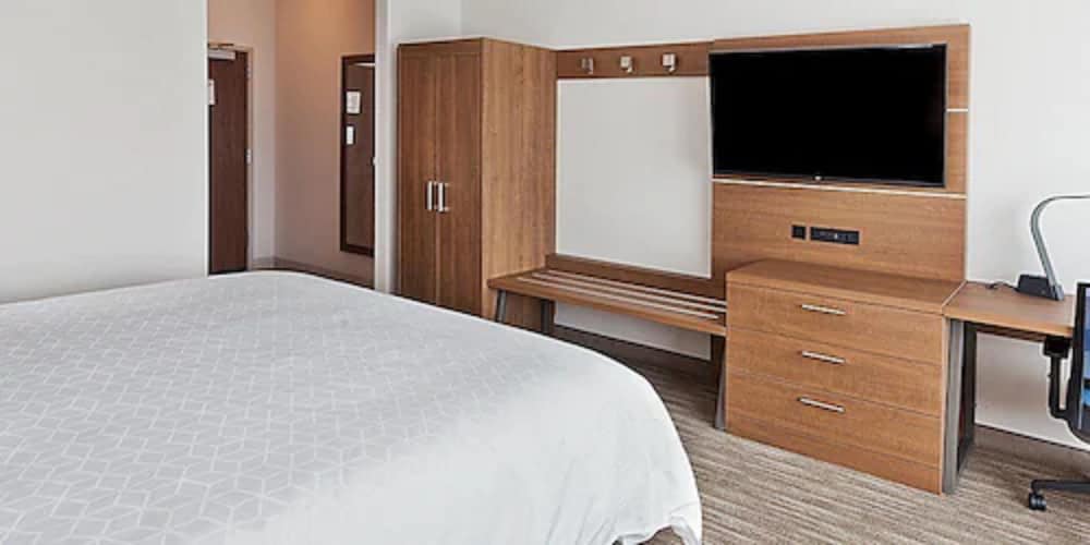 Holiday Inn Express & Suites Griffin 18/60