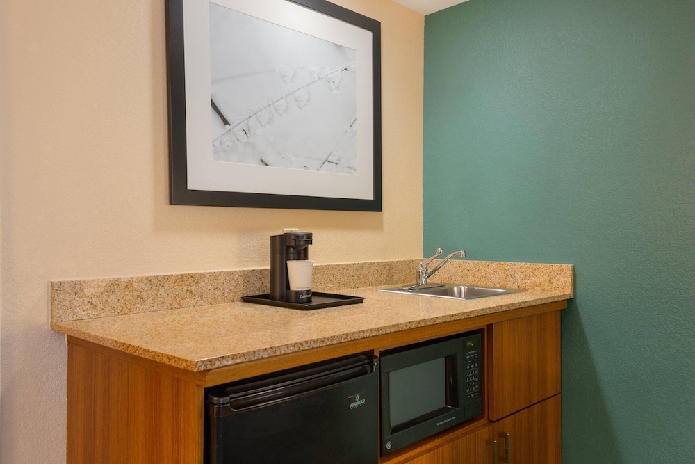 Springhill Suites Marriott Little Rock West 48/48