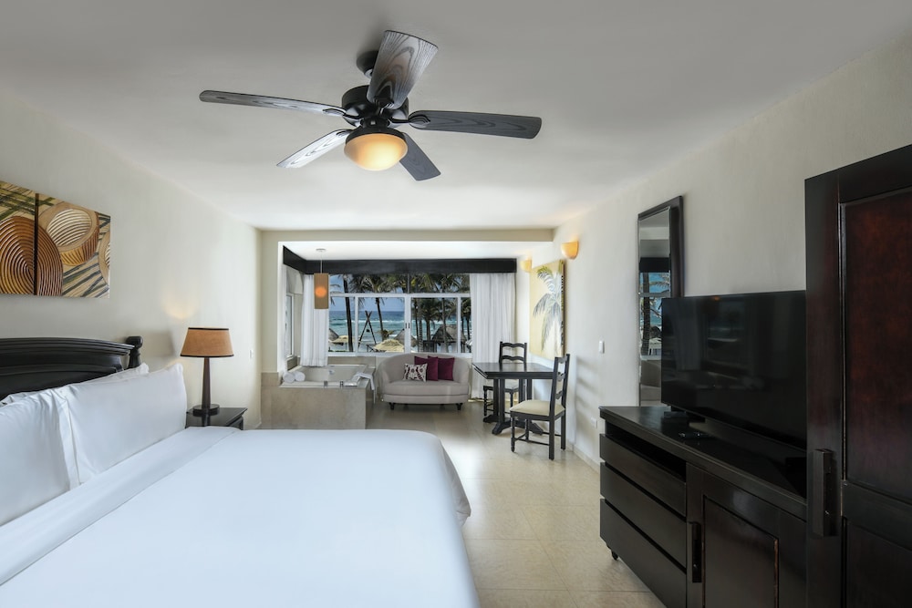 Hidden Beach Resort Au Naturel - Adults Only - All Inclusive 7/50