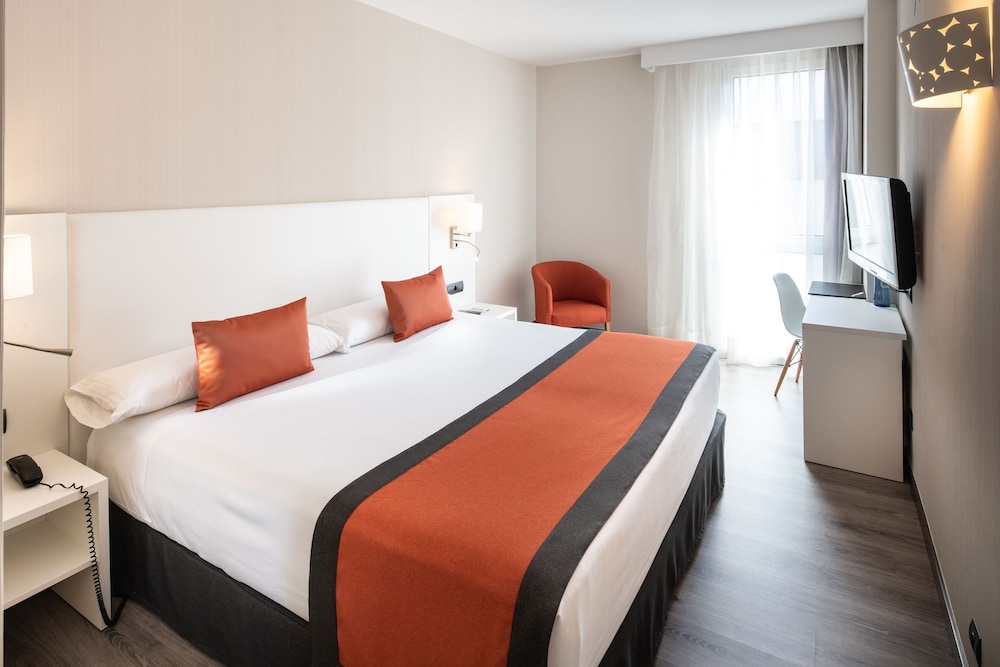 Catalonia Bristol Hotel 17/60