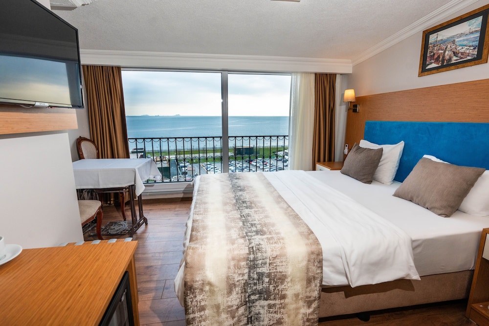 ROOM, DOUBLE BED, SEA VIEW, BALCONY