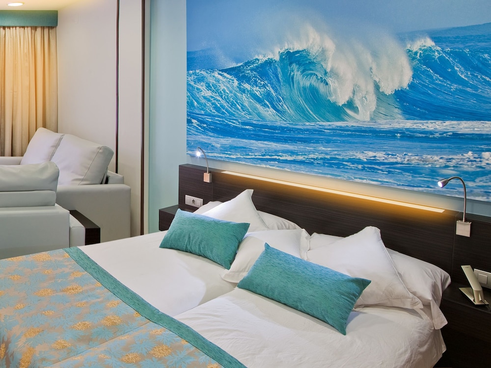 Villa del Mar Hotel 6/33