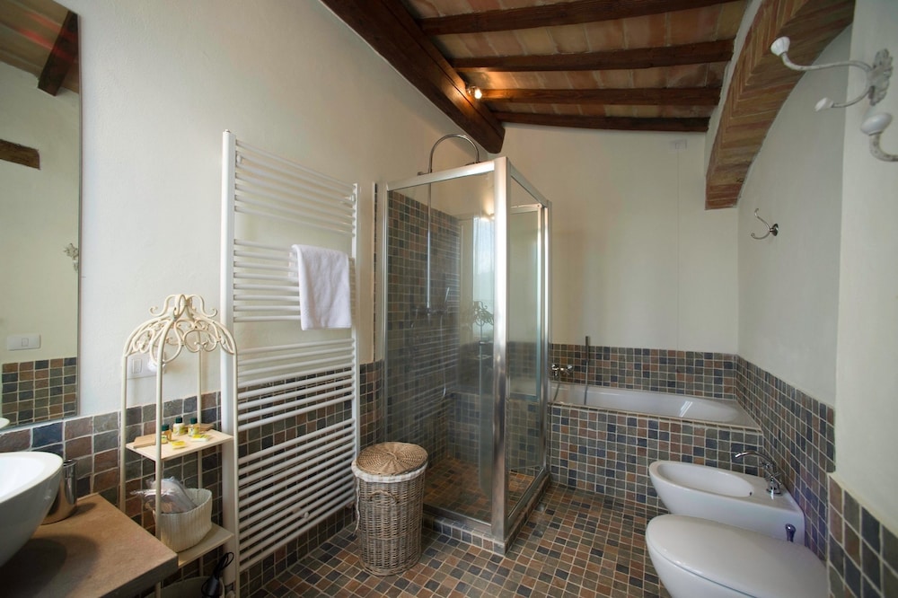 Tenuta Santo Pietro 48/50