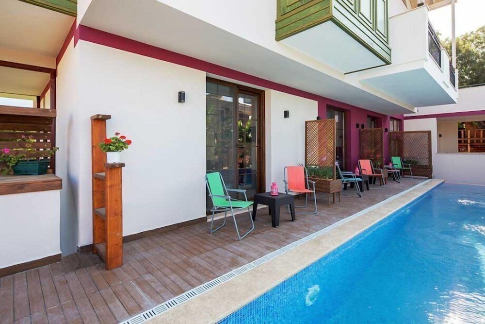 Cesmekes Butik Otel 28/50