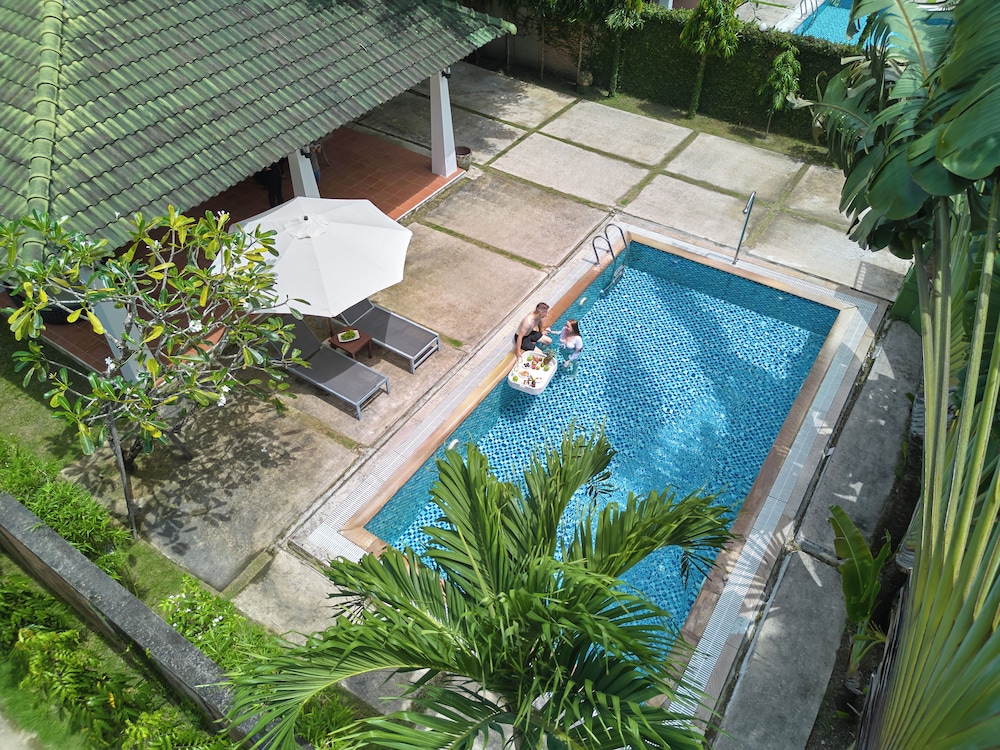 Famiana Green Villa 64/69